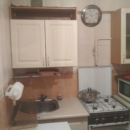 Уютная 1 Комнатная Квартира Возле Метро Дарница Kiev Bagian luar foto